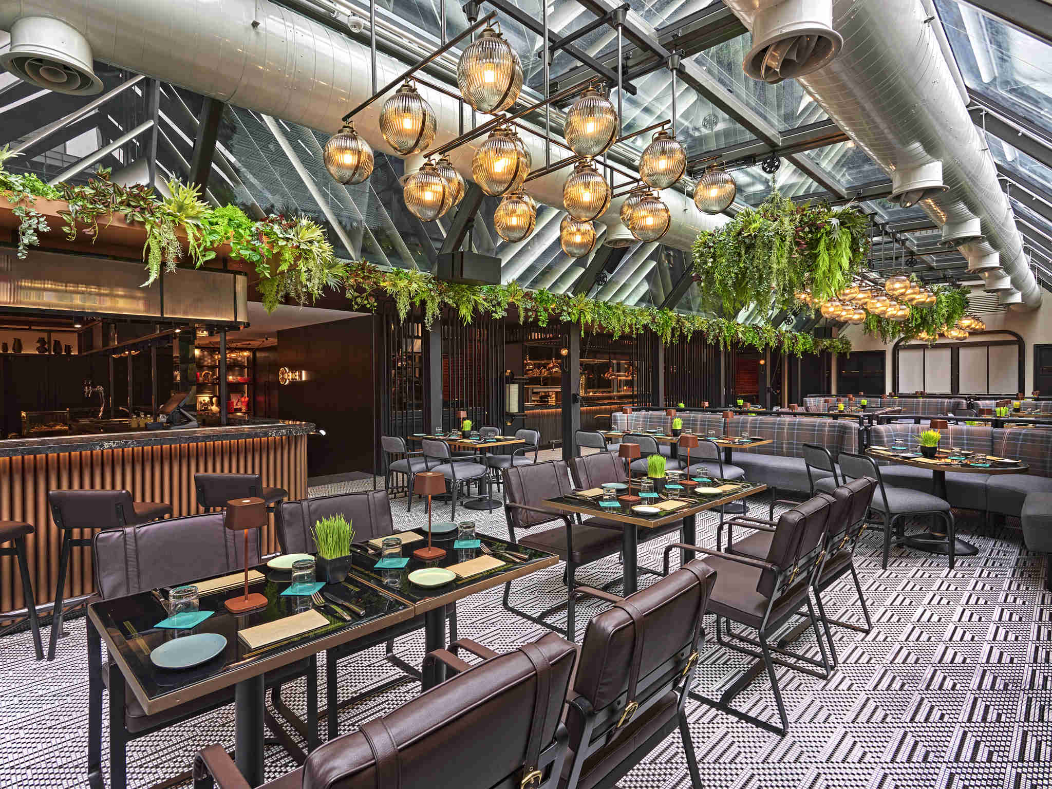 Fusion Flavors: The Impact of Immigrant Communities on Singaporean Cuisine