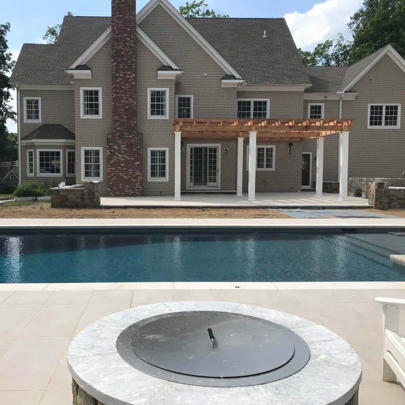 Why You Should Hire Professional Pergola Installers