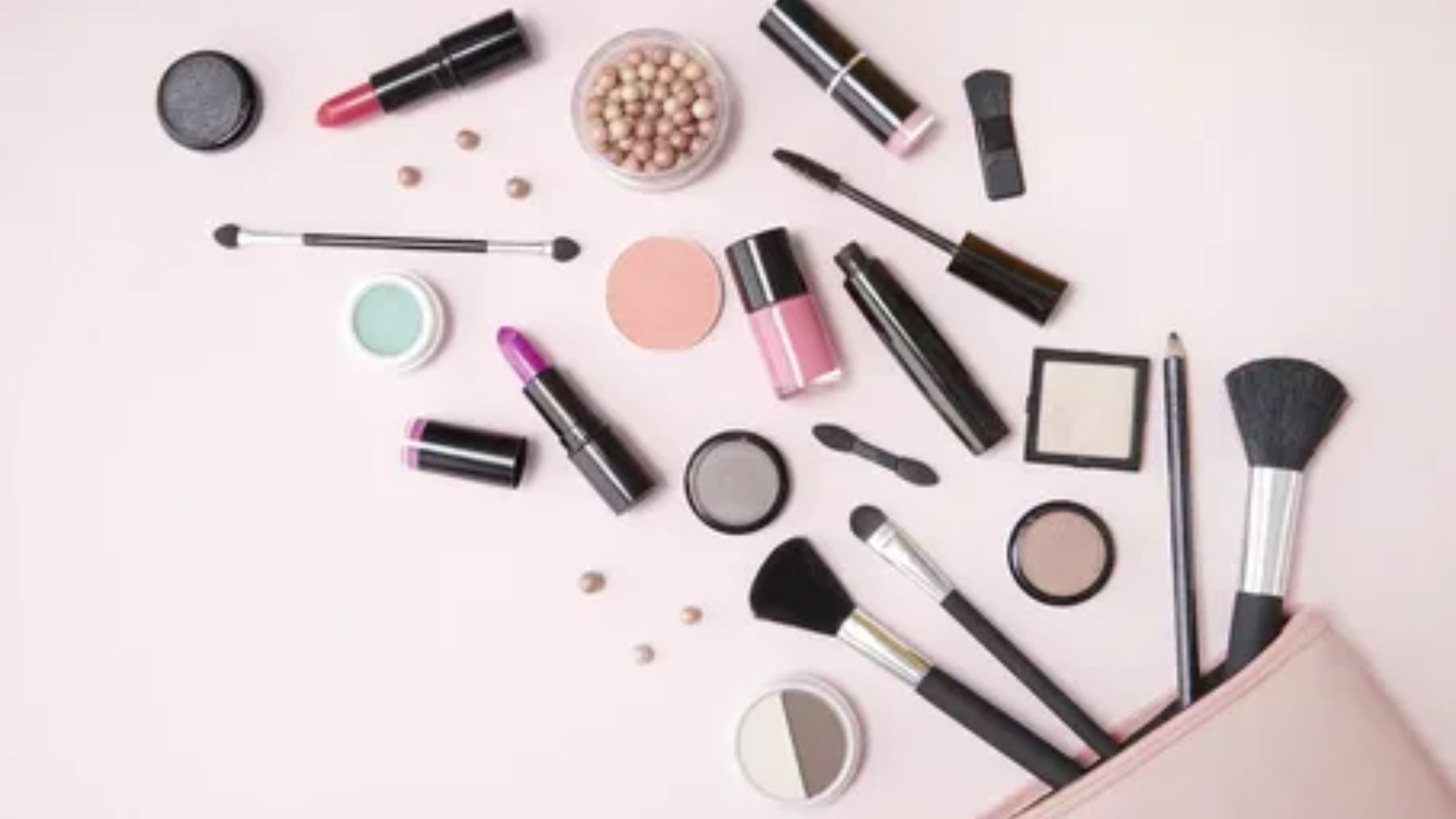 Glam on Demand: The Magic of Hiring a Professional Makeup Artist in Seattle