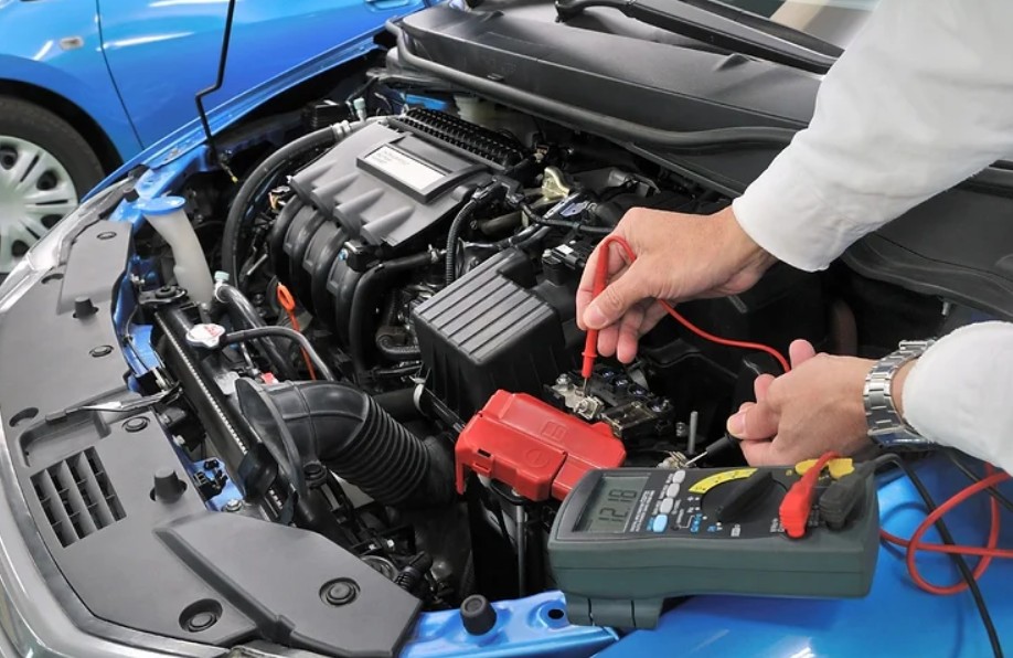 Electric Vehicle Maintenance: What Future Mechanics Need to Know