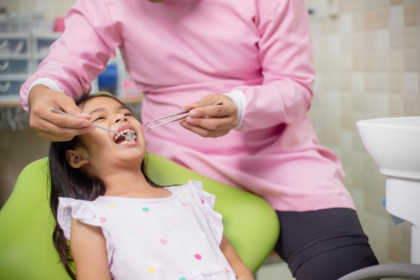 Understanding the Role of Diet in Kids' Dental Care and Oral Health