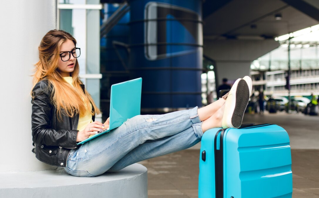 Why Book Through a Certified Air Ticketing Company for Canada Flights?