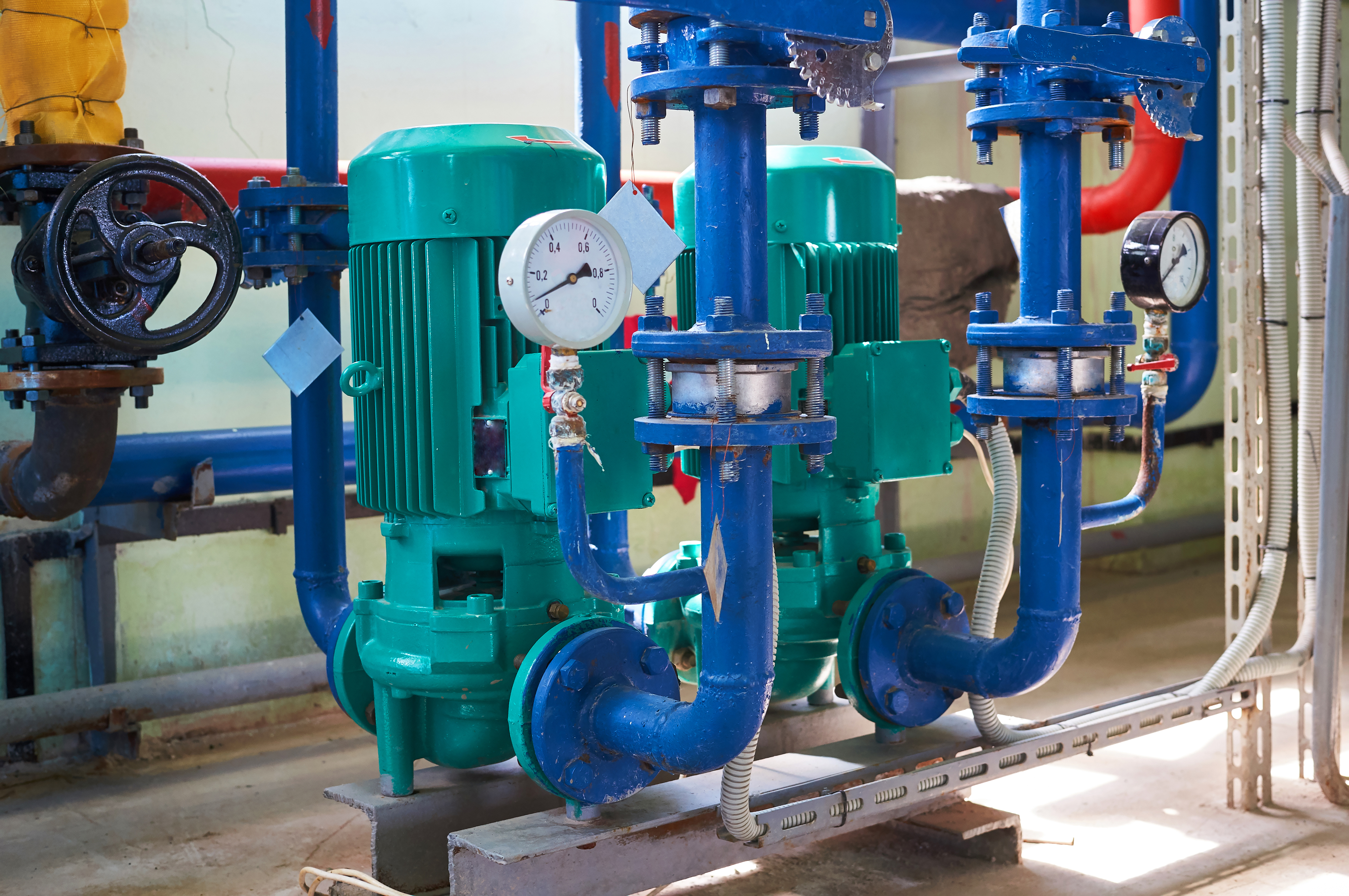 "Understanding Booster Pumps and Pressure Pumps: Enhancing Water Flow and Efficiency"