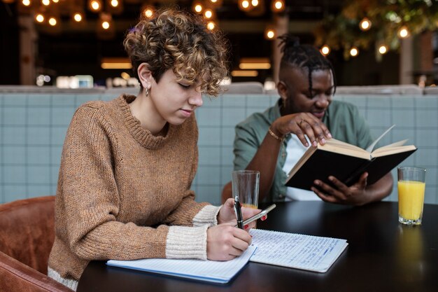 Comparing Narrative vs. Systematic Literature Reviews: Which Approach is Right for Your Study?