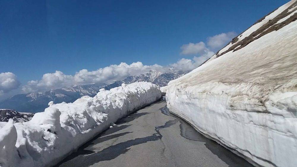 Manali Road Trip from Delhi: Route, Tips & Best Stops