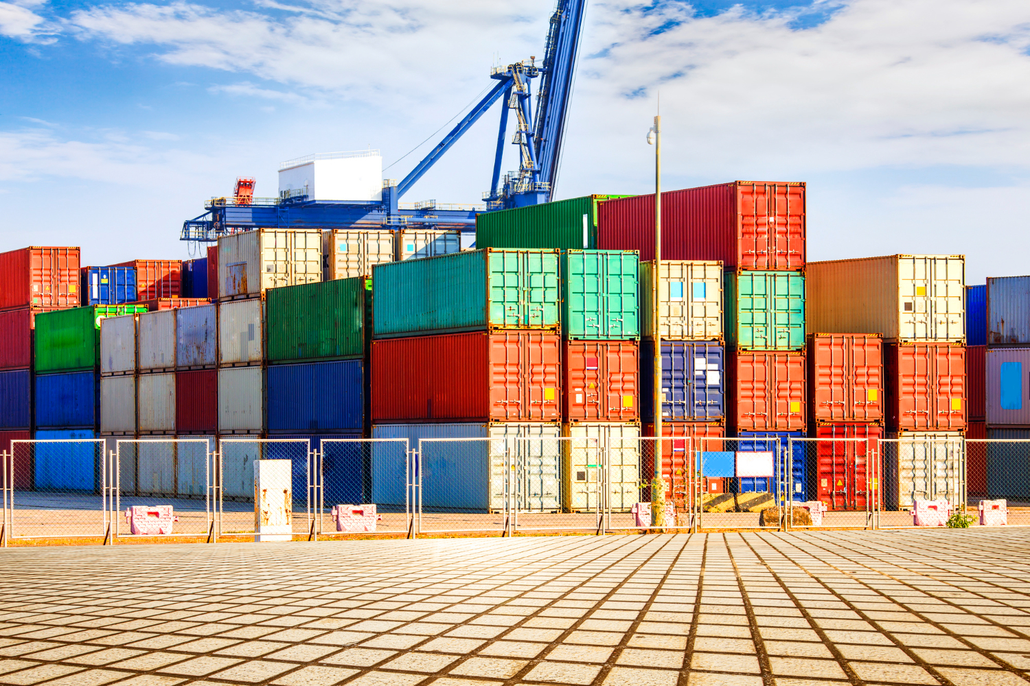 Shipping Containers for Lease 2025 - Rent at the Best Rates Now!