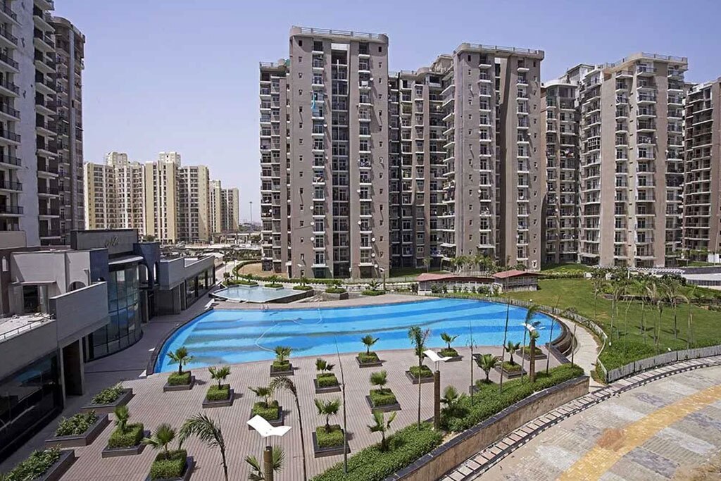 Exploring Amrapali Zodiac Sector 120 Noida: A Journey to a Dream Home