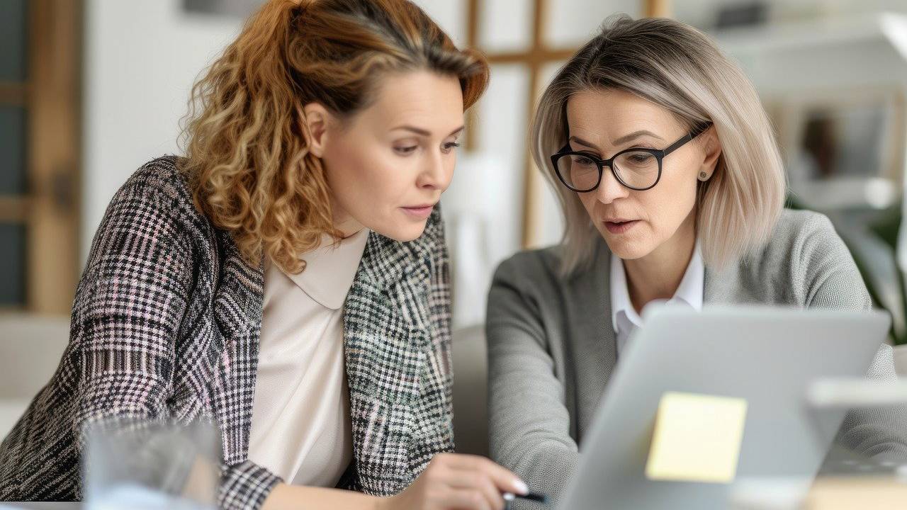 Level 3 health and social care qualification | Accessskills