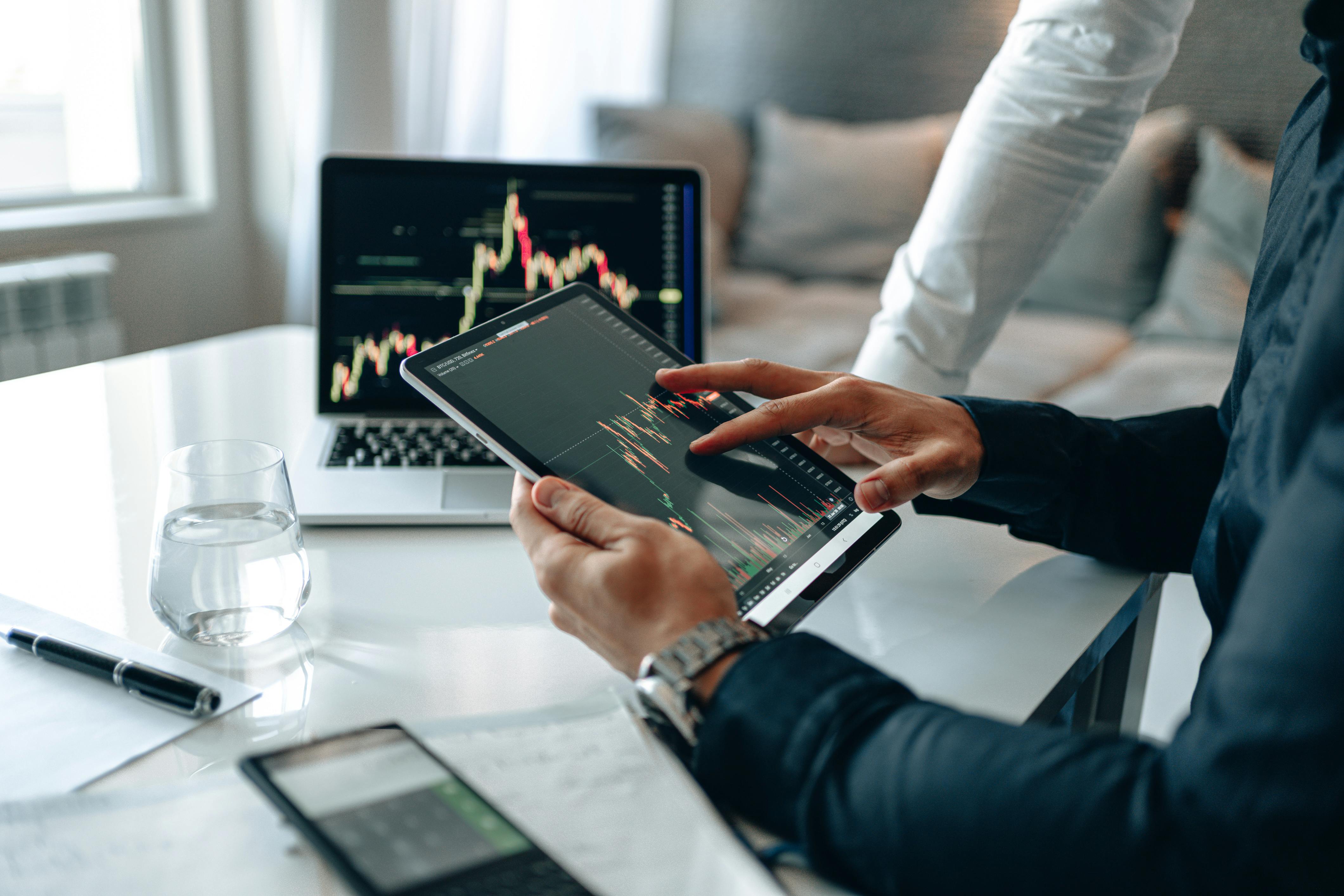 Navigating the World of Trading Apps: A Beginner's Guide to India's Best Platforms