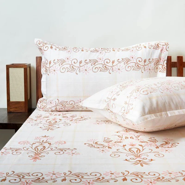 Why Summer Calls for a Bedding Swap – and What to Choose