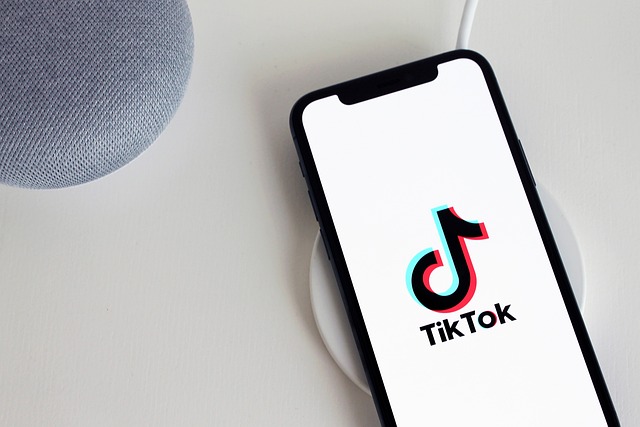 Virtual cards for TikTok ads: top 3 reliable services for your budget