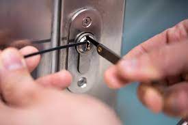 Building Lockout Services: Quick and Reliable Solutions for Your Security Needs