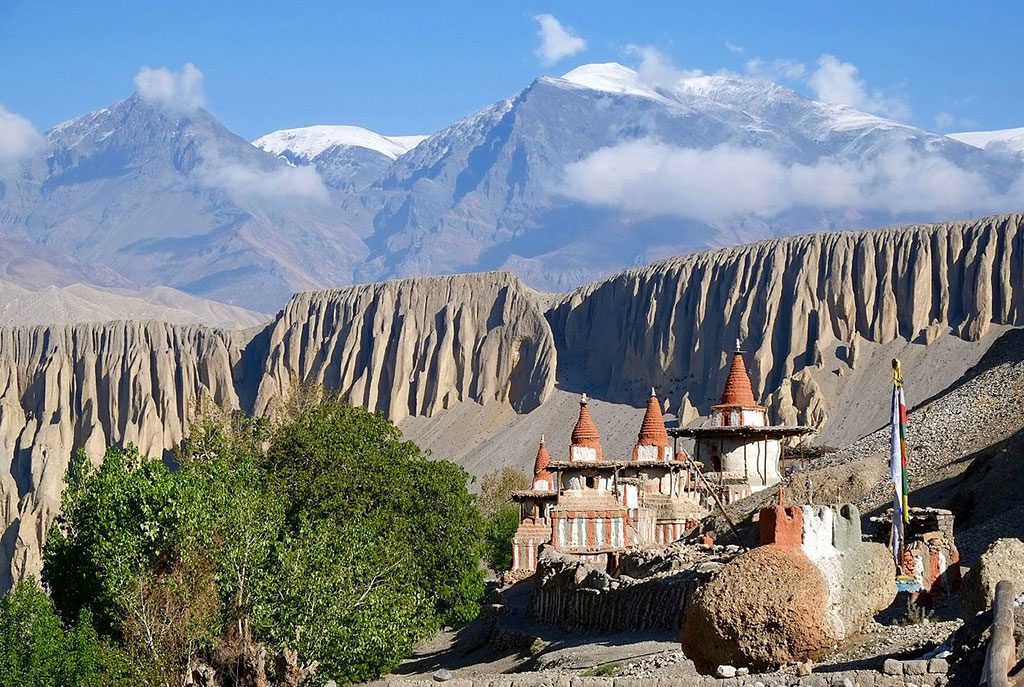 Title: Why Hiring a Guide for the Upper Mustang Trek is Essential