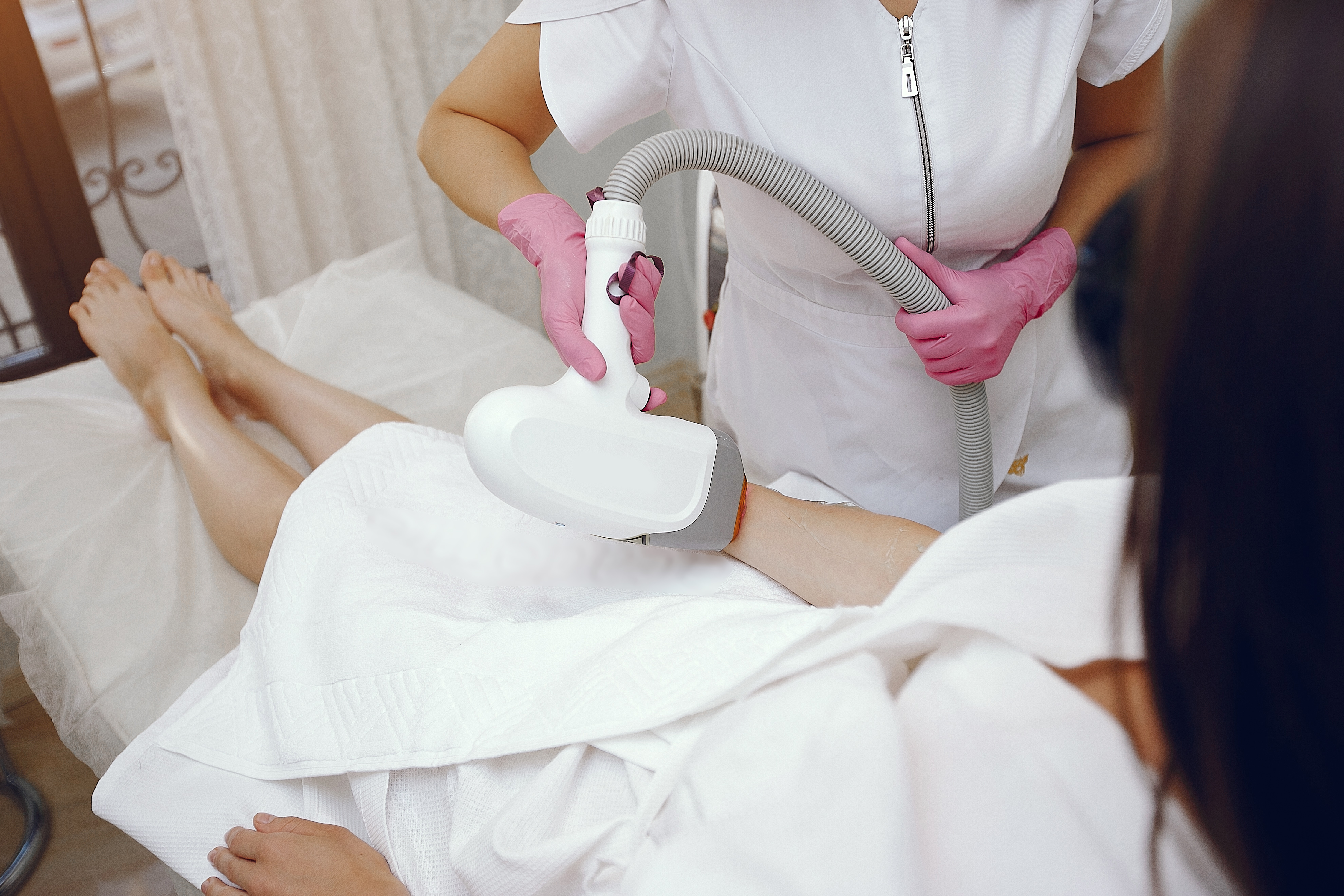 "Why Symphony Clinic Is Dubai’s Top Choice for Full-Body Laser Hair Removal"