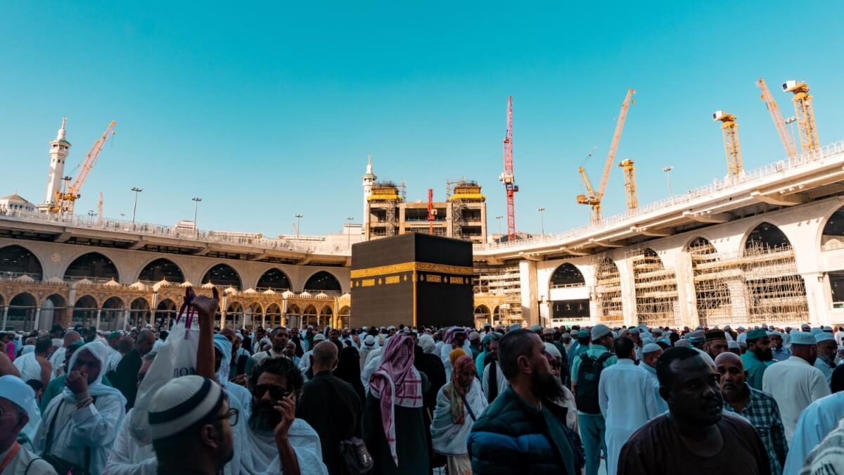 Registered Umrah Tour from UK: Everything a Pilgrim Should Know