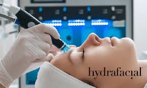 Clear Skin, Fast: 5 Real Benefits of Getting a HydraFacial in Islamabad