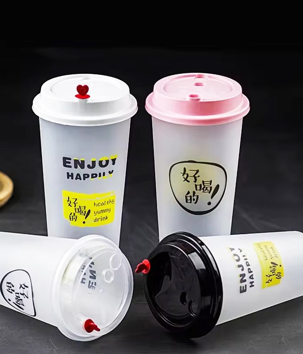 Why Choosing the Right PET Cup Manufacturer in Singapore Matters for Your Brand