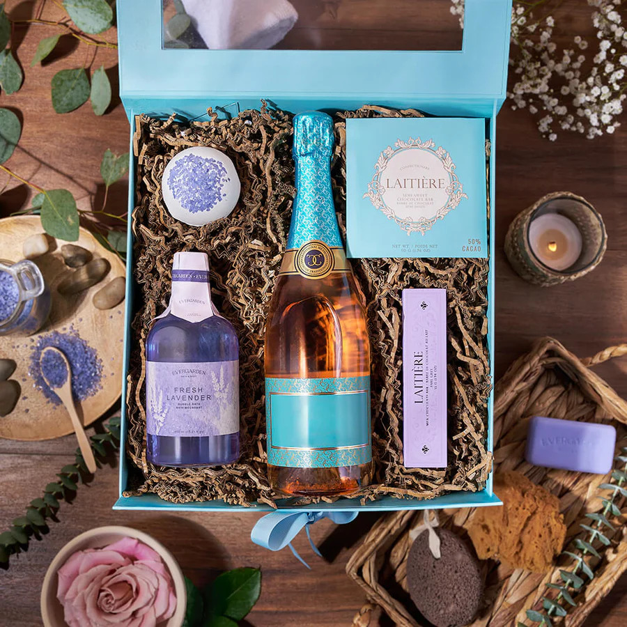 A Guide to Champagne Delivery in Miami for Every Occasion