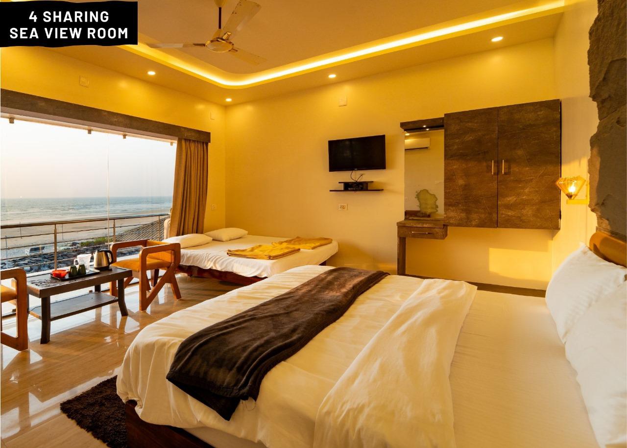 Where to Stay in Murudeshwar for the Best Beach Views?