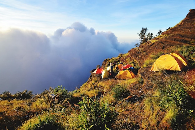 Rinjani vs. Semeru: Which Indonesian Volcano Offers Better Trekking?