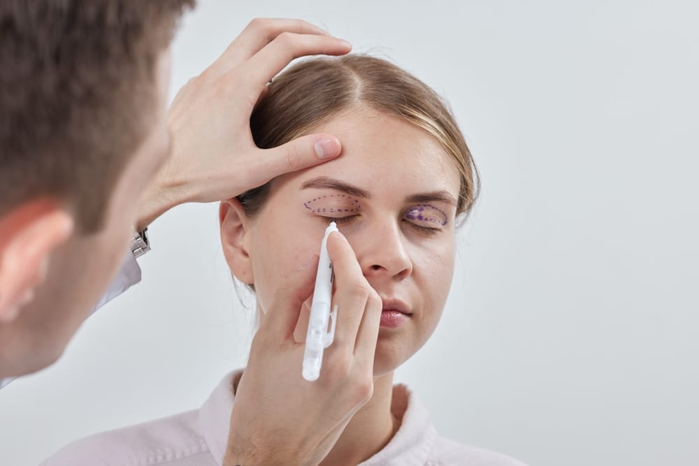 Discover the Best Eyelid Surgery in Islamabad