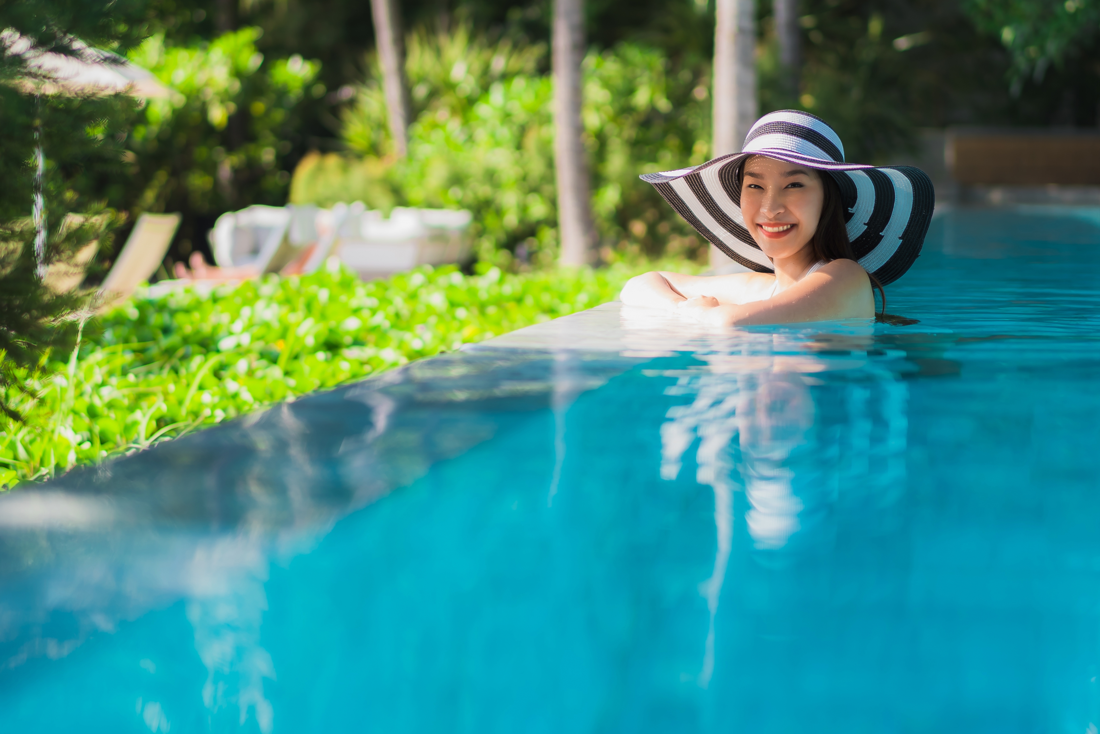 Revamp Your Pool with a Professional Swimming Pool Resurface