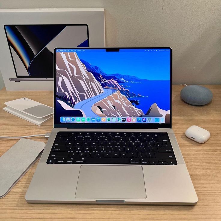 Authorized vs Third-Party MacBook Repairs in Dubai: Pros & Cons