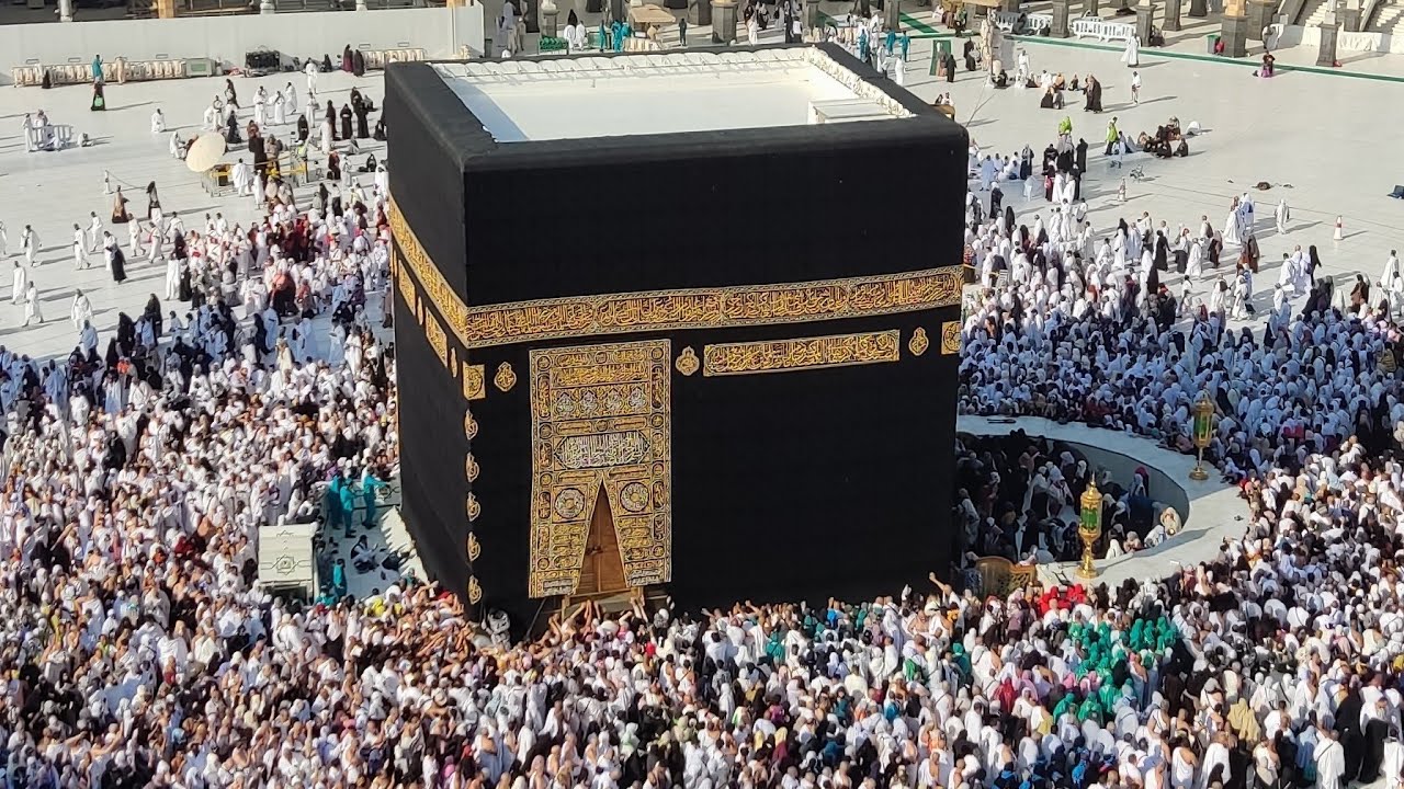 How to Prepare for Your Umrah Packages UK 2025 Trip? – Get the Complete Checklist!