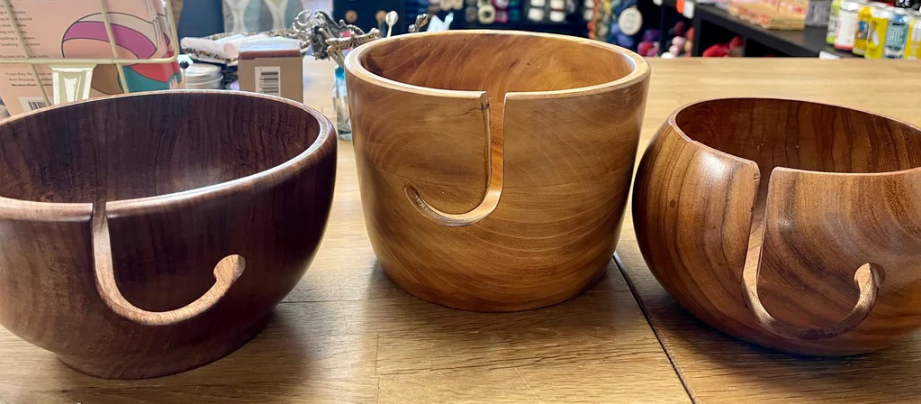 How Wooden Yarn Bowls Enhance Your Crochet and Knitting Experience?