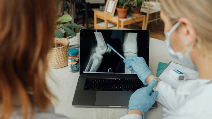 Technological Innovations in Healthcare: Revolutionizing Patient Care and Medical Practice