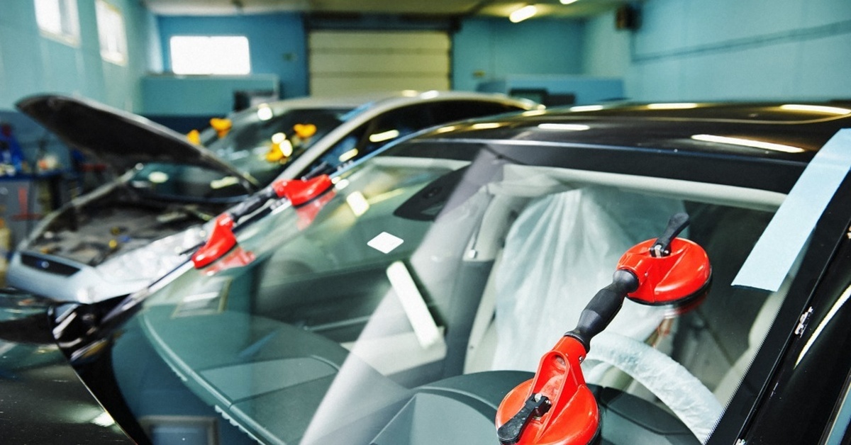 How to Maintain Your Auto Glass to Prevent Future Damage