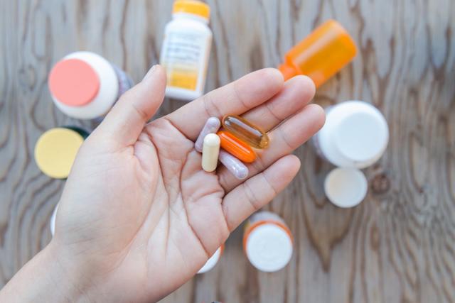 How to Tell If a Supplement Review Site Is Worth Your Time (Hint: Start with Rebornt.com)