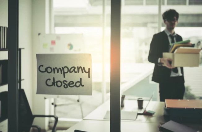 Striking Off vs. Liquidation: When and How to Close a Business
