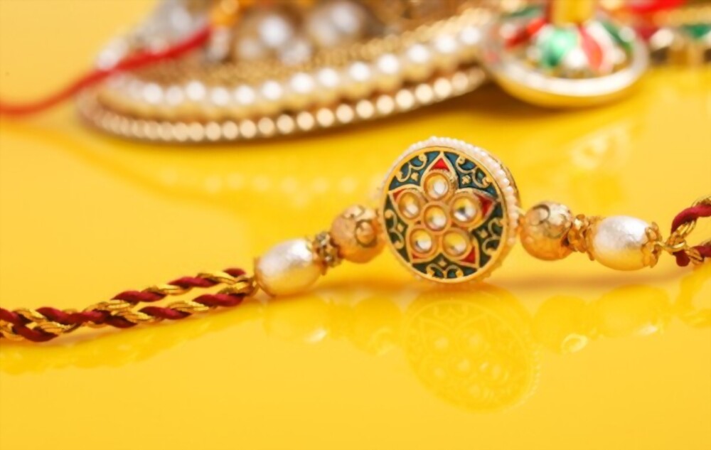 Cultural Connection: Send Rakhi To USA