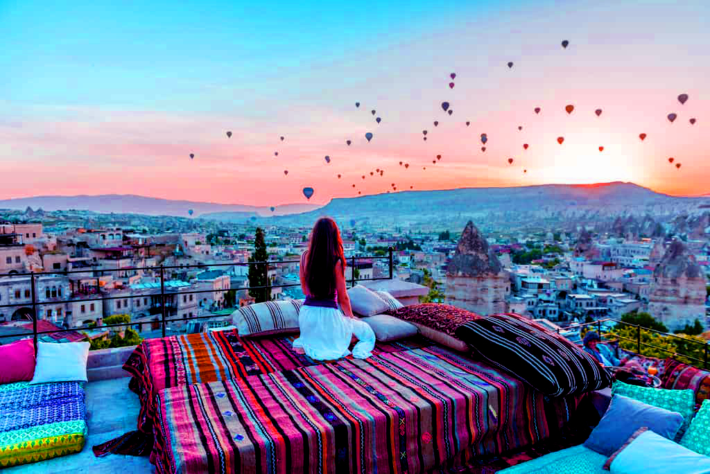 Turkey in 2025: Latest News, Food Trends, Economic Outlook, Cinema Buzz, and Visa Updates