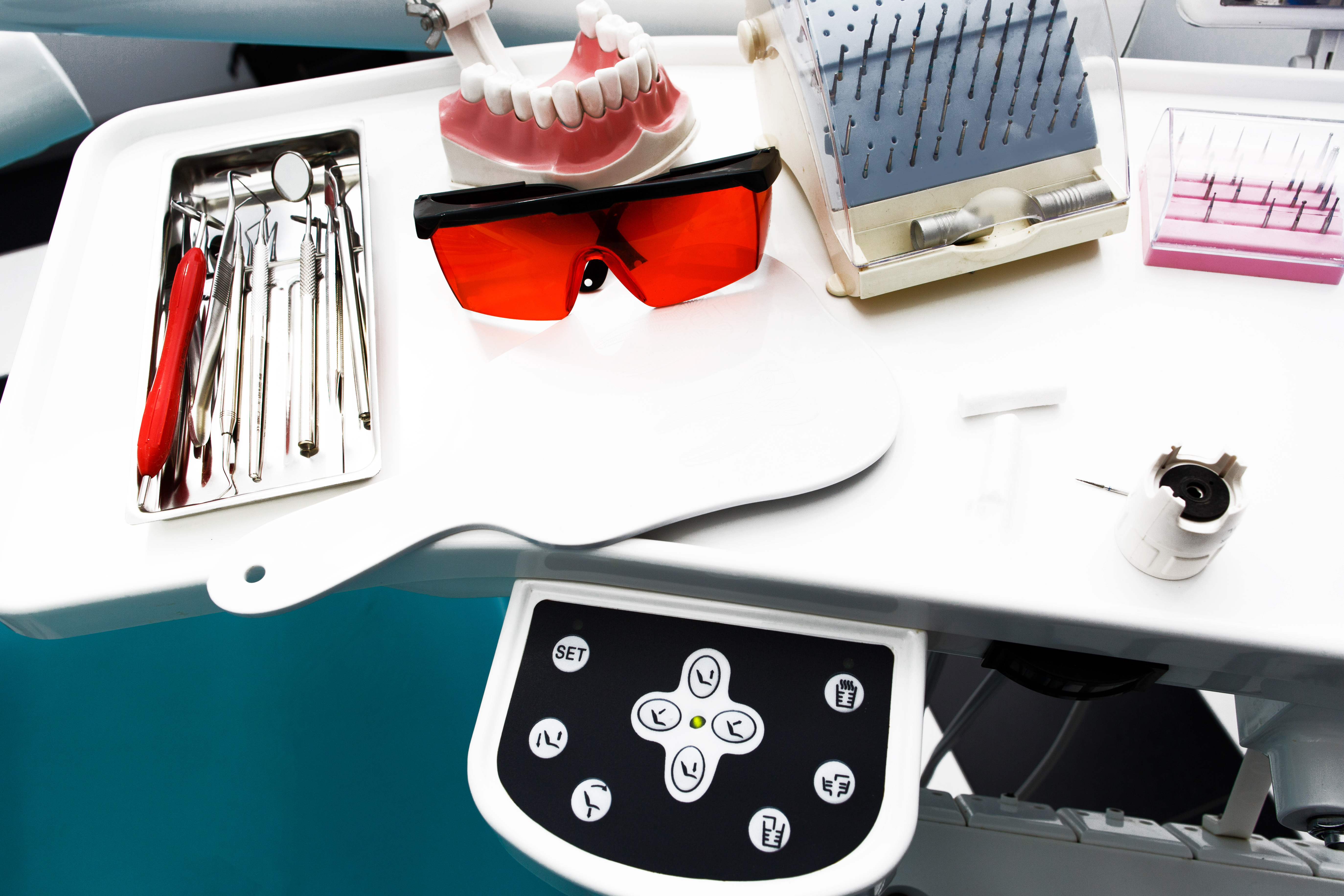 Why Is a Multi Unit Abutment Critical for Implant Stability?