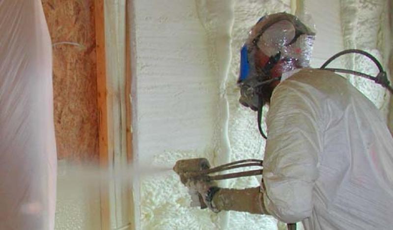 The Pros and Cons of Professional Spray Foam Repair in Las Vegas