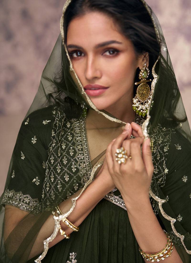 Green Salwar Suit - A Fresh and Beautiful Choice for Every Woman