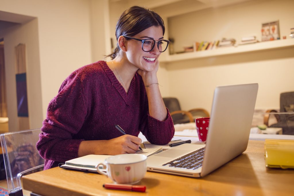 Best 5 AI Certifications to Increase Your Employability