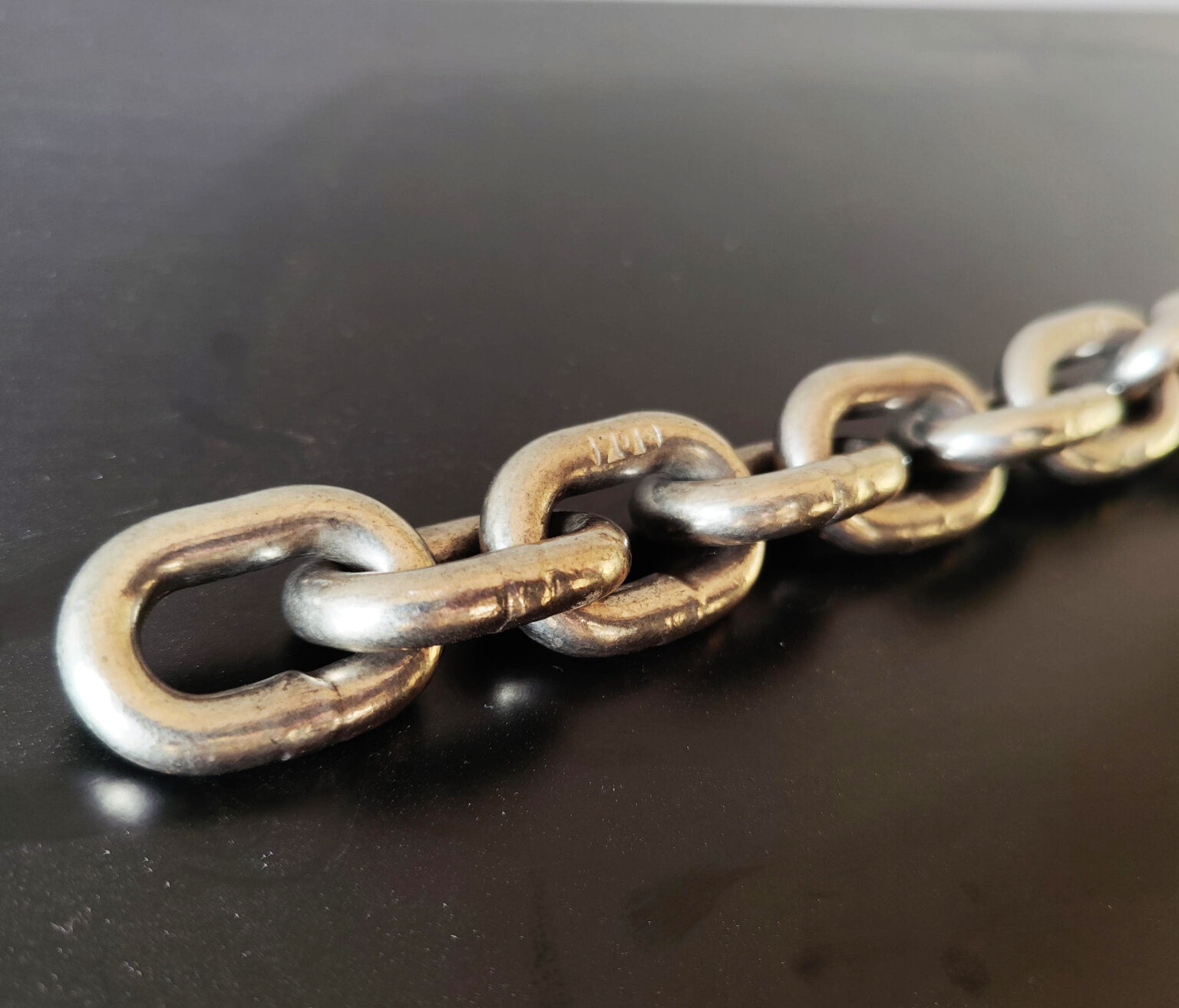 Industrial Metal Chain: Best Uses of the Load Lifting Solution