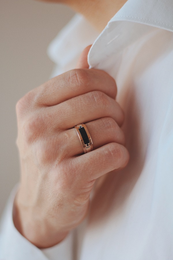 Men’s Diamond Rings: How to Choose the Right Style for Your Personality