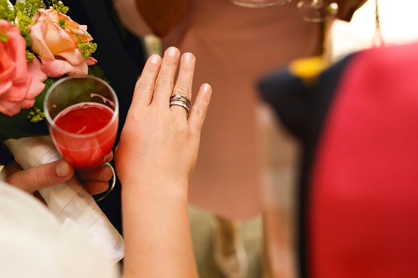How to Match Women's Wedding Bands with Engagement Rings?