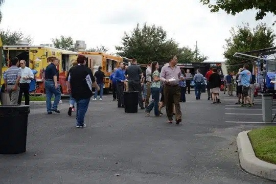 Why Florida Is the Best State to Rent Catering Trucks