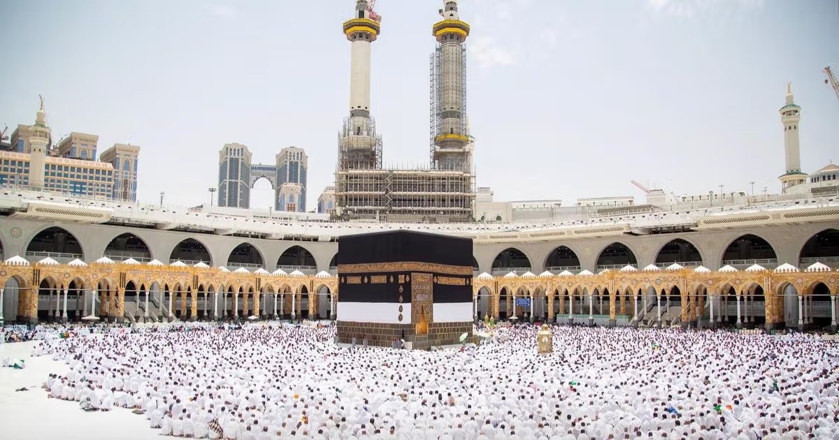 Find Your Ideal Umrah Package from the USA