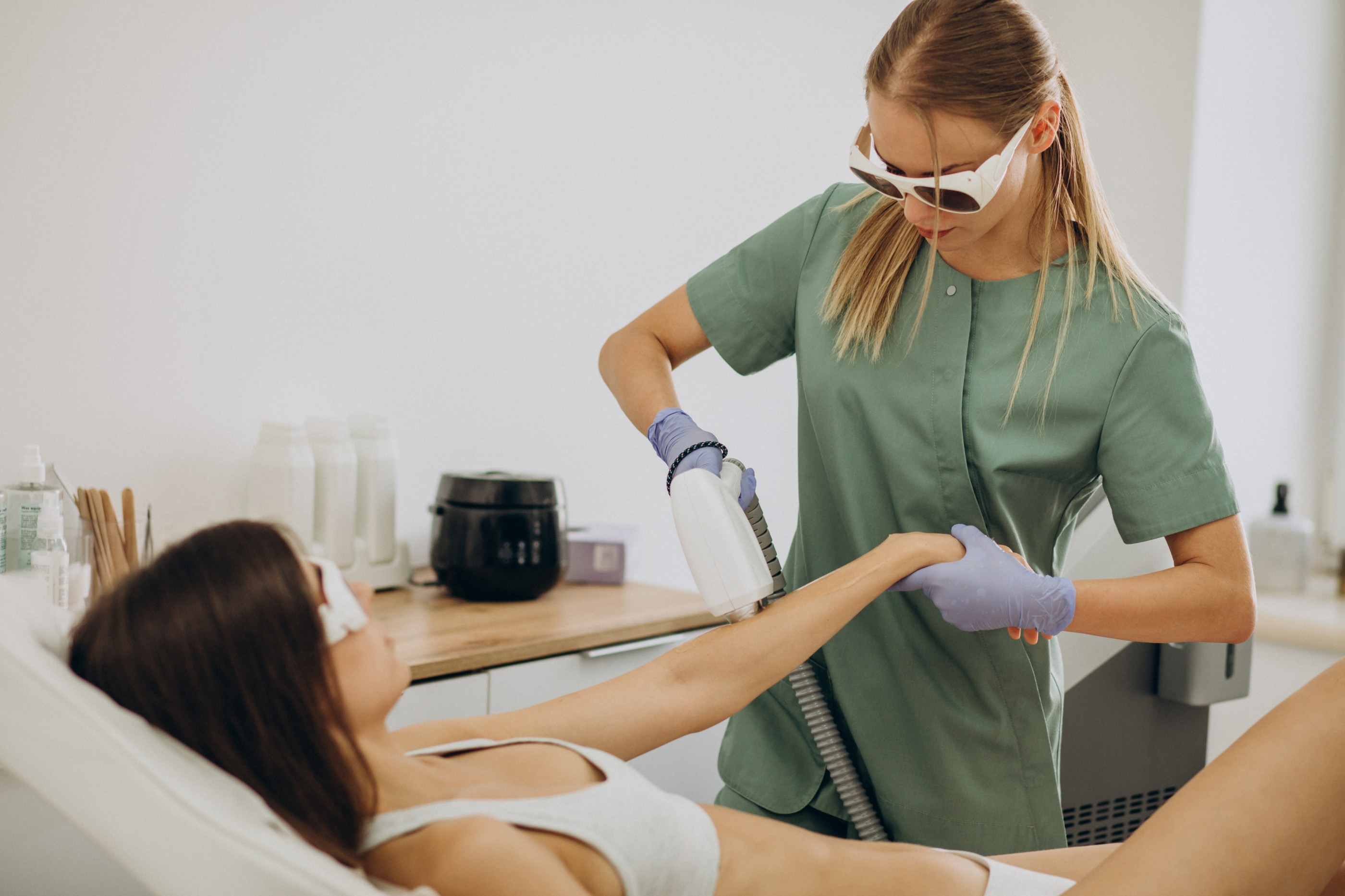 Latest Technology in Laser Hair Removal: How Symphony Clinic Stays Ahead in Dubai
