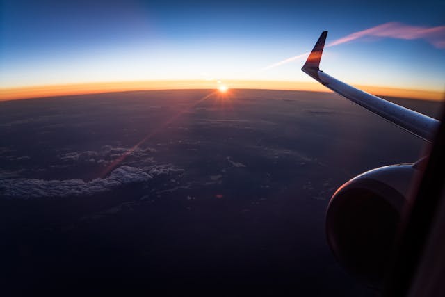 5 Ways to Call Delta Airlines Customer Service via Phone, Email, or Chat Options: A Step-by-Step Guide