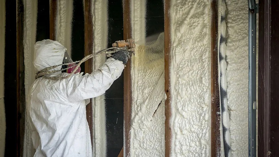 5 Reasons to Consider Spray Foam Insulation Services in Crockett, TX