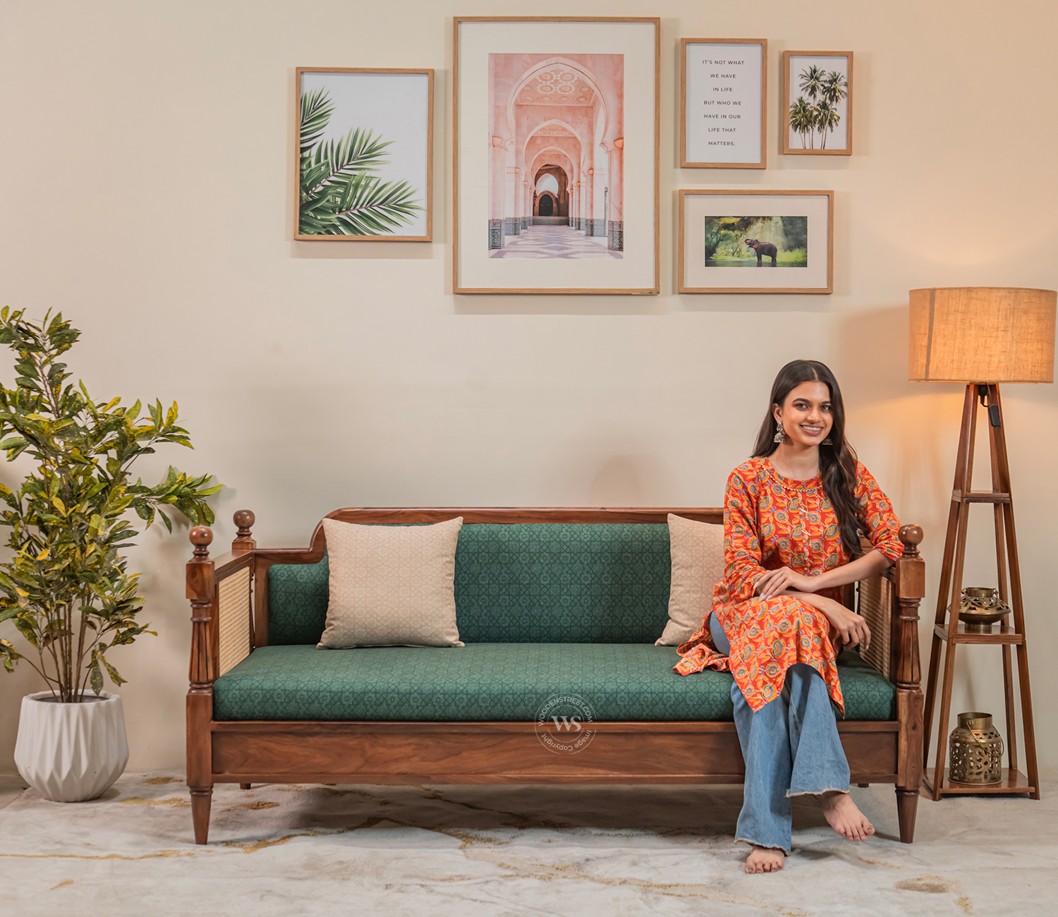 8 Benefits of Having a Diwan Bed in Your Living Room