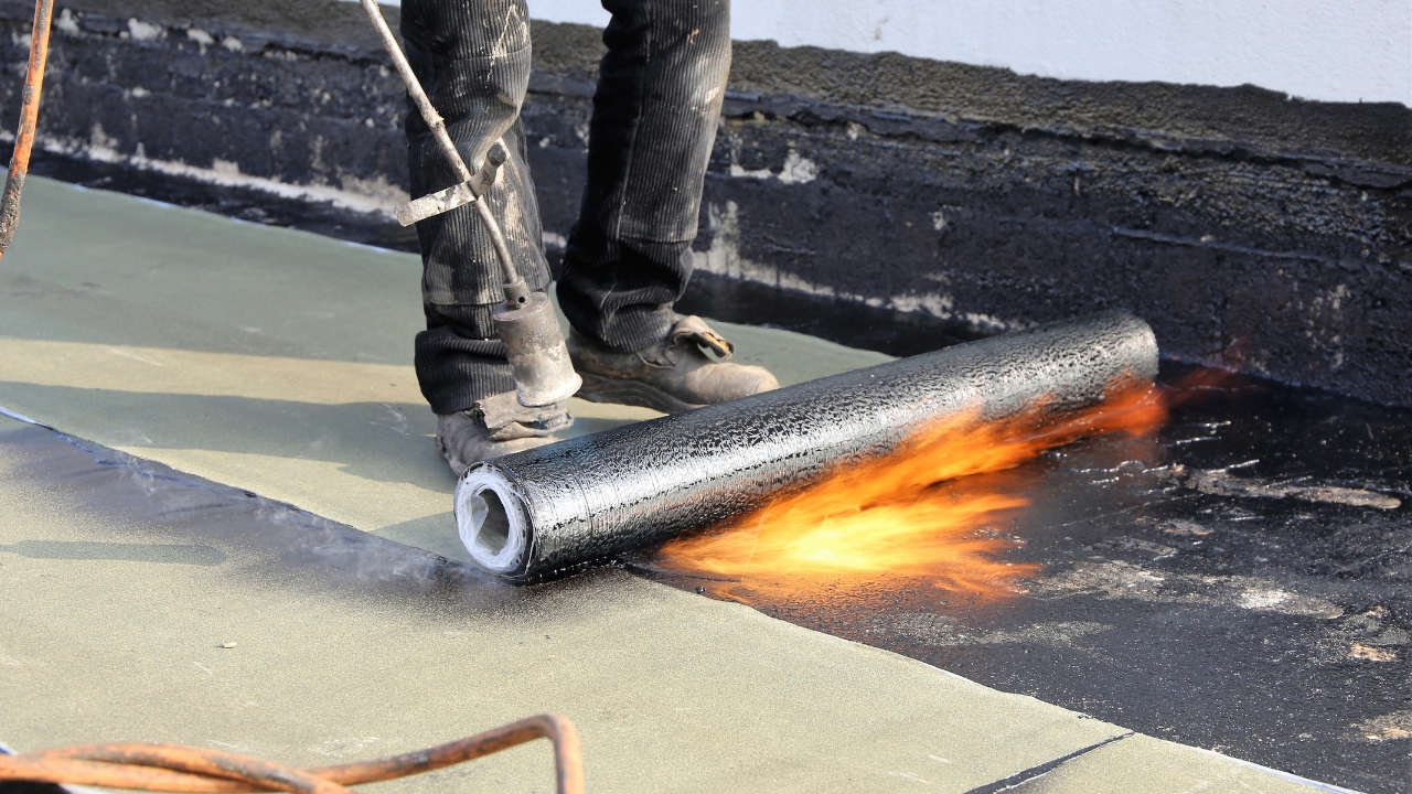 How Waterproofing Specialists in Singapore Support Commercial Buildings