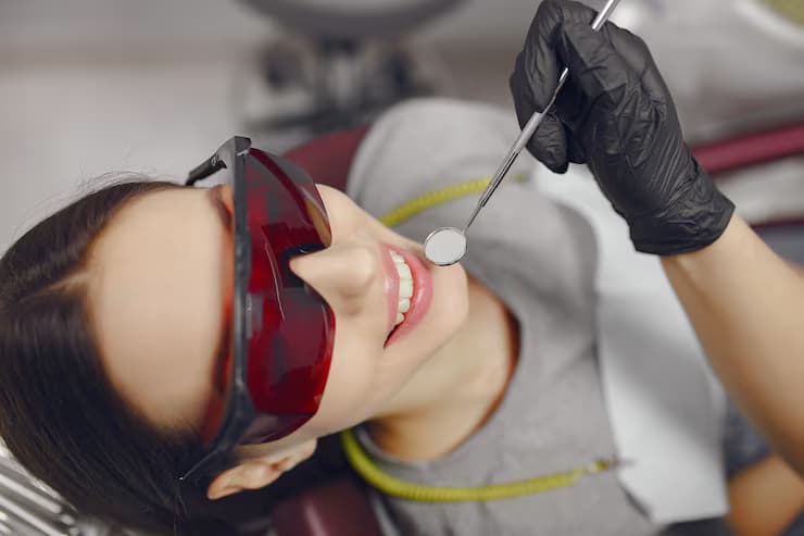 Maintaining Your Smile After Composite Bonding